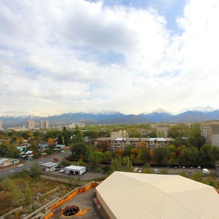 Razmestim В Жк Дуэт Almaty Exterior foto